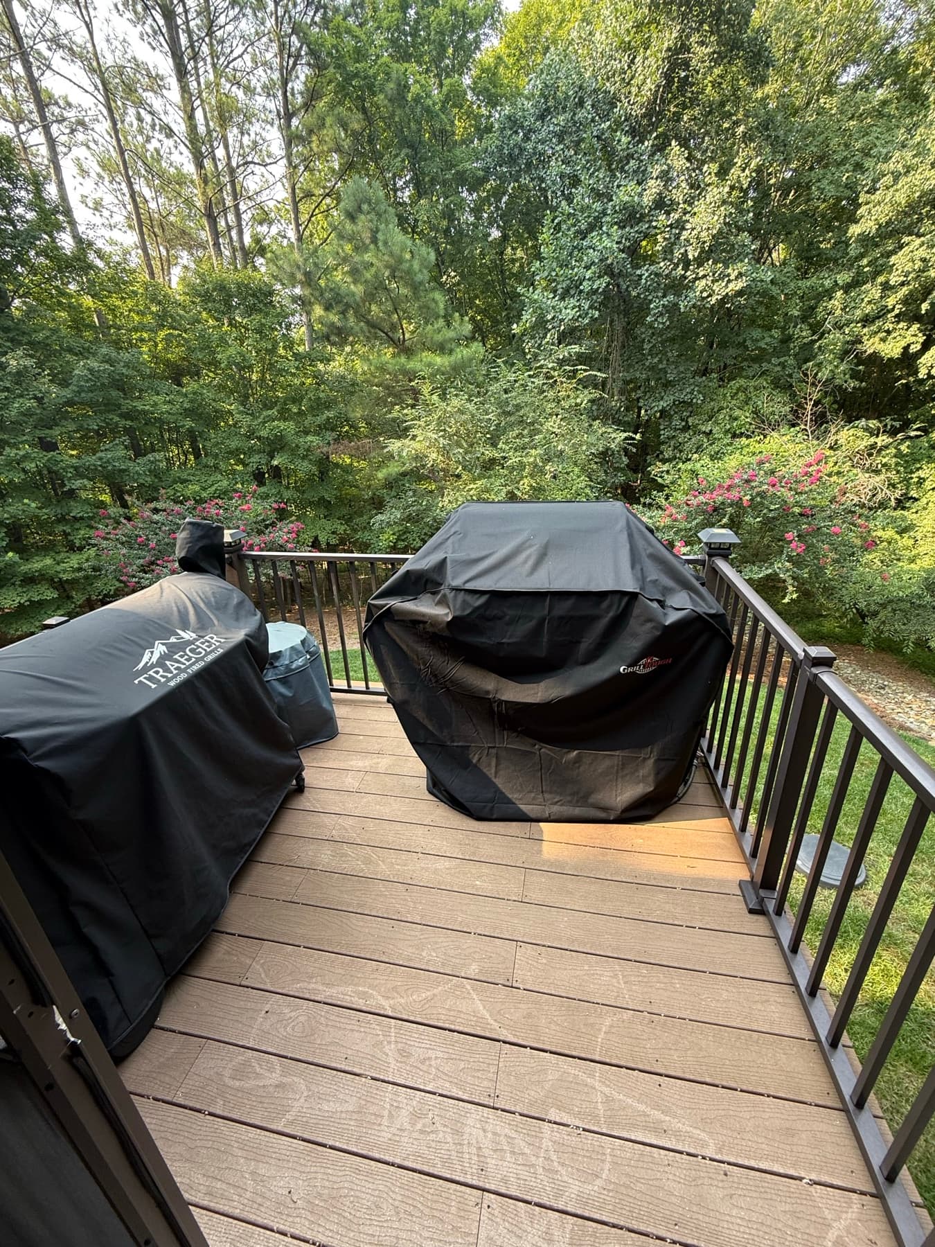 Open deck grill area adjoining the screened porch